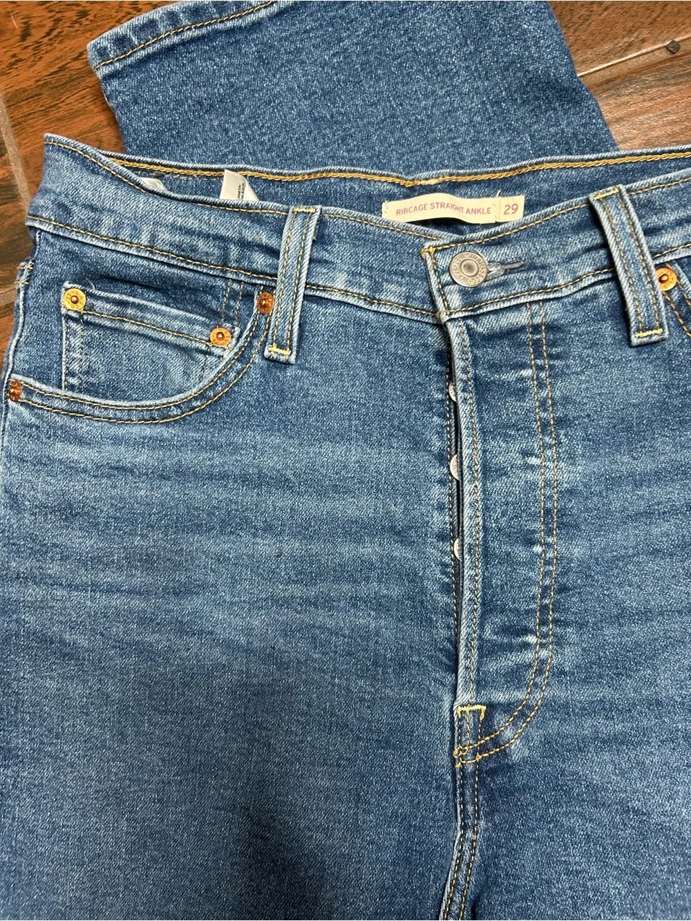 Levis levi’s ribcage